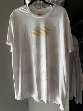 SELKIRK Pickleball performance tee